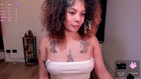 Snapshot of aleja1234lo chatting on 02-18-26, 01:34 aleja1234lo online show from 02-18-26, 01:34