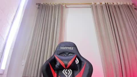 Snapshot of aleja_hill chatting on 04-11-26, 07:45 Aleja Hill online show from 04-11-26, 07:45