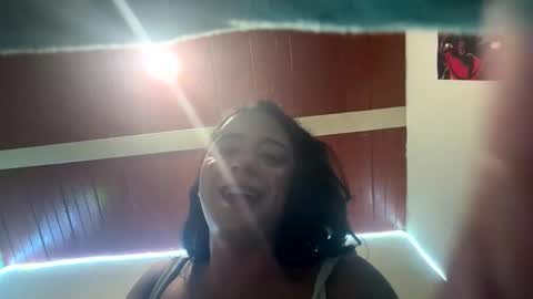 Snapshot of aleja_hill chatting on 04-12-26, 09:31 Aleja Hill online show from 04-12-26, 09:31