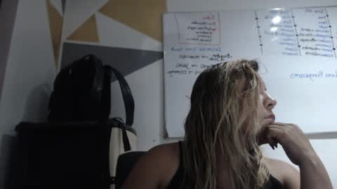  Aleja  online show from 04-08-26, 03:12