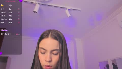 Snapshot of alejaa___ chatting on 03-25-26, 11:16 Alejandra online show from 03-25-26, 11:16