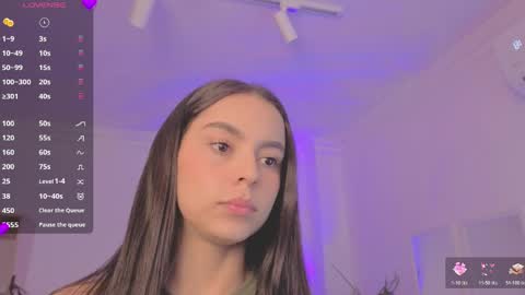 Snapshot of alejaa___ chatting on 04-04-26, 11:18 Alejandra online show from 04-04-26, 11:18