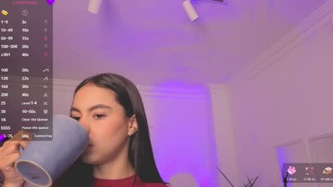 Alejandra online show from 05-28-26, 11:29