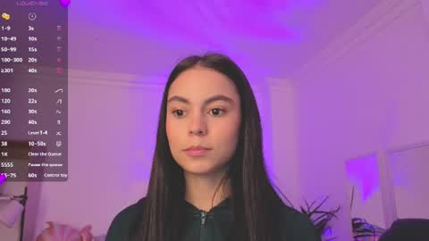 Snapshot of alejaa___ chatting on 06-16-26, 11:24 Alejandra online show from 06-16-26, 11:24