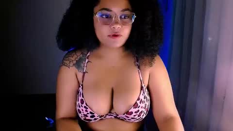 Snapshot of alejandra_conde chatting on 01-11-25, 02:30 Alejandra online show from 01-11-25, 02:30