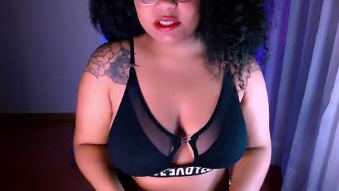 Snapshot of alejandra_conde chatting on 01-23-25, 12:57 Alejandra online show from 01-23-25, 12:57