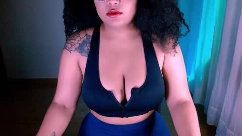 Snapshot of alejandra_conde chatting on 02-09-25, 11:15 Alejandra online show from 02-09-25, 11:15