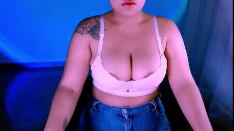 Snapshot of alejandra_conde chatting on 09-12-25, 11:04 Alejandra online show from 09-12-25, 11:04