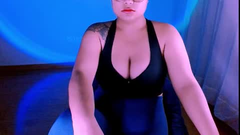 Snapshot of alejandra_conde chatting on 09-26-25, 05:44 Alejandra online show from 09-26-25, 05:44