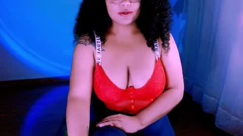 Snapshot of alejandra_conde chatting on 10-16-25, 12:00 Alejandra online show from 10-16-25, 12:00