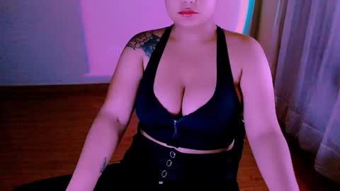 Snapshot of alejandra_conde chatting on 11-13-25, 05:17 Alejandra online show from 11-13-25, 05:17