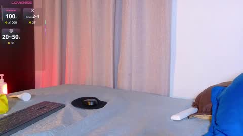 alejandra_dunn1 online show from 02-25-26, 10:08