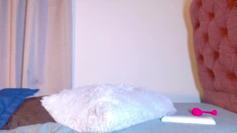 alejandra_dunn1 online show from 05-16-26, 12:18