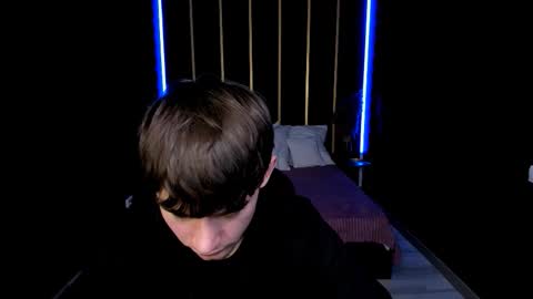 Snapshot of alejandro_ellias chatting on 11-16-25, 11:05 Alejandro online show from 11-16-25, 11:05