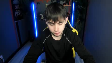 Snapshot of alejandro_ellias chatting on 01-10-26, 09:05 Alejandro online show from 01-10-26, 09:05