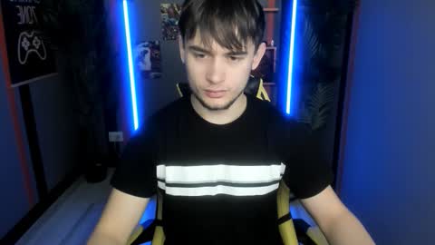 Snapshot of alejandro_ellias chatting on 01-15-26, 06:11 Alejandro online show from 01-15-26, 06:11