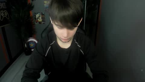 Snapshot of alejandro_ellias chatting on 02-22-26, 08:24 Alejandro online show from 02-22-26, 08:24