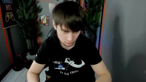 Snapshot of alejandro_ellias chatting on 02-26-26, 08:30 Alejandro online show from 02-26-26, 08:30