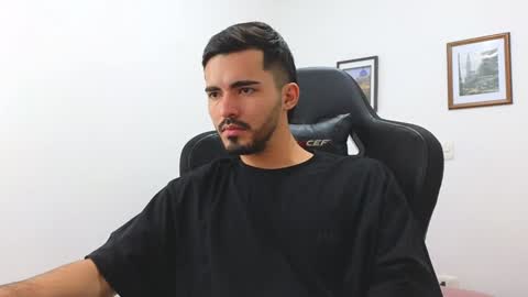 alejandroo_7 online show from 01-09-25, 09:26