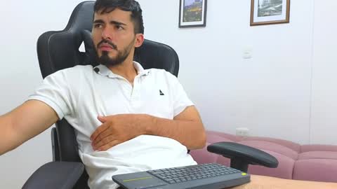 alejandroo_7 online show from 02-07-25, 10:30