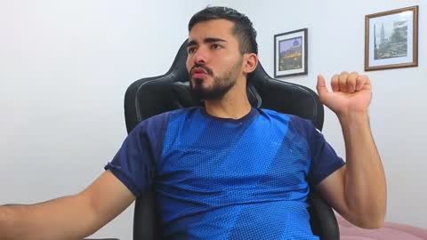 alejandroo_7 online show from 02-08-25, 09:04