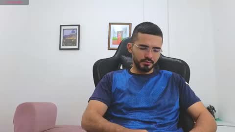 alejandroo_7 online show from 12-15-25, 04:55