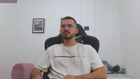 alejandroo_7 online show from 01-07-26, 04:31