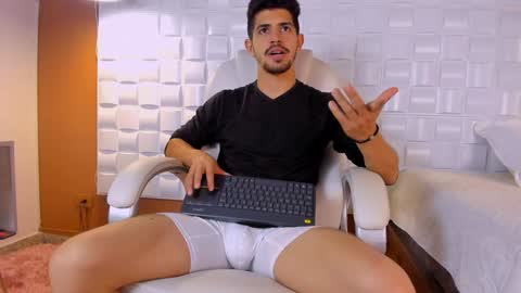 Alejo  online show from 02-08-25, 09:04