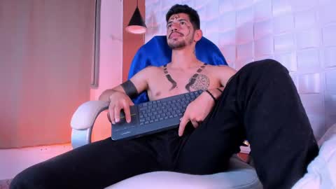 Alejo  online show from 02-13-25, 12:02