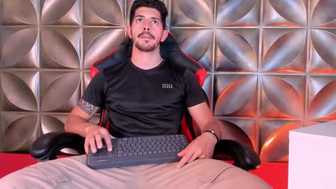 Alejo  online show from 02-16-25, 07:49