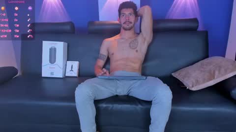 Alejo  online show from 02-21-25, 08:27