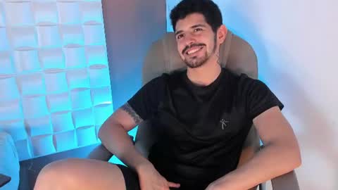 Snapshot of alejandrostorm chatting on 07-23-26, 05:16 Alejo online show from 07-23-26, 05:16