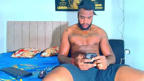 Snapshot of alejo_21cm chatting on 01-10-26, 07:04 alejo_21cm online show from 01-10-26, 07:04