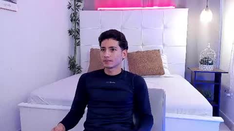 Snapshot of alejo_exotic chatting on 06-18-26, 12:09 alejo_exotic online show from 06-18-26, 12:09