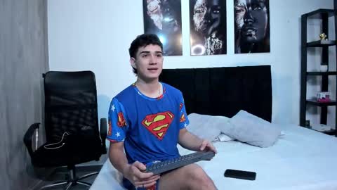 alejo_gray1 online show from 01-08-26, 01:02