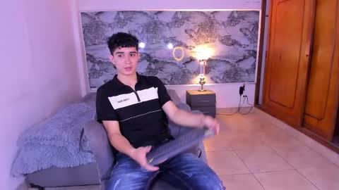 alejo_gray1 online show from 02-19-26, 11:12