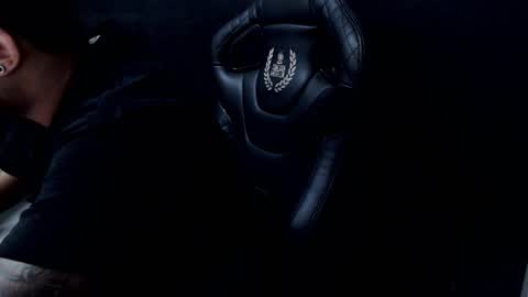 Snapshot of alejoconex6 chatting on 09-22-25, 04:14 Alejo online show from 09-22-25, 04:14