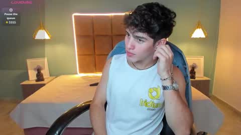 ALejoo Saenz online show from 11-08-25, 03:29