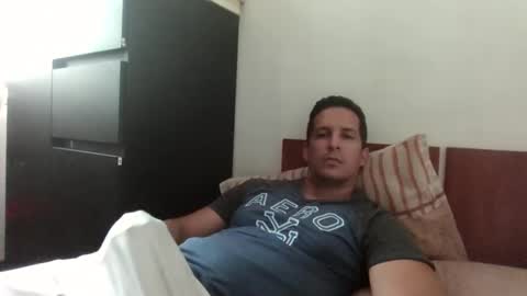 Snapshot of alejxoxo chatting on 02-21-26, 03:57 alejxoxo online show from 02-21-26, 03:57