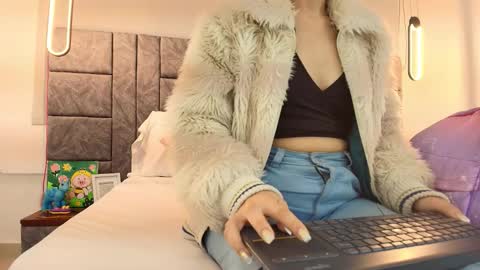 aleka_williams_ online show from 11-14-25, 10:51