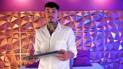 aleking13 online show from 10-25-25, 12:23