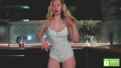 Snapshot of aleksa_cutie chatting on 01-13-26, 11:15 Next stream - 2 dec - online show from 01-13-26, 11:15