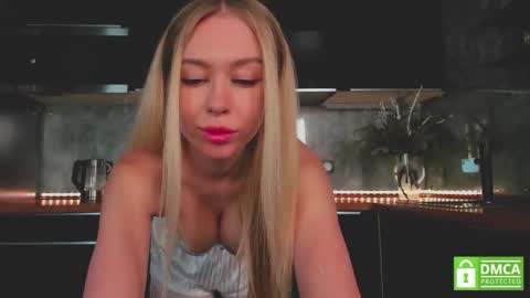 Snapshot of aleksa_cutie chatting on 01-14-26, 09:59 Next stream - 2 dec - online show from 01-14-26, 09:59