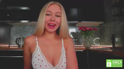 Snapshot of aleksa_cutie chatting on 02-15-26, 11:52 Next stream - 2 dec - online show from 02-15-26, 11:52