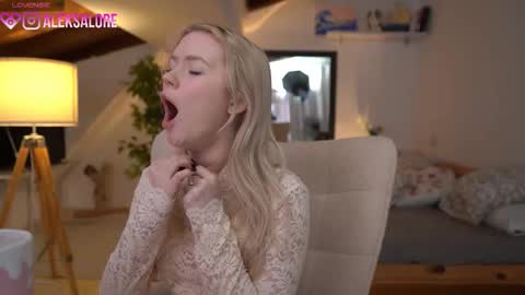 Lexi online show from 01-19-26, 04:05