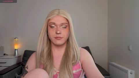 ALENA  INDEPENDENT MODEL online show from 04-10-26, 02:33