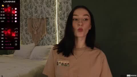 Alena online show from 03-01-25, 01:51