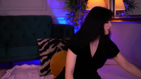 alenacapricious online show from 11-14-25, 06:06