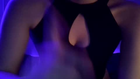 Aleniia19 online show from 10-23-25, 07:45