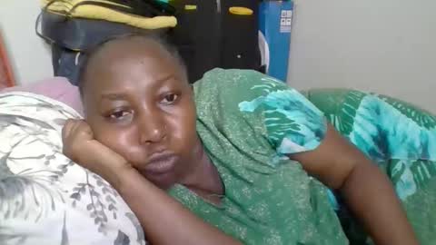 Noreen Kennth and Emilly online show from 09-24-25, 01:25